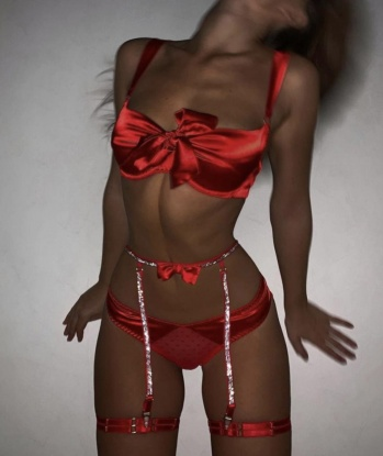 Анкета проститутки Уля - город Белоозерский, 25 лет, №7006